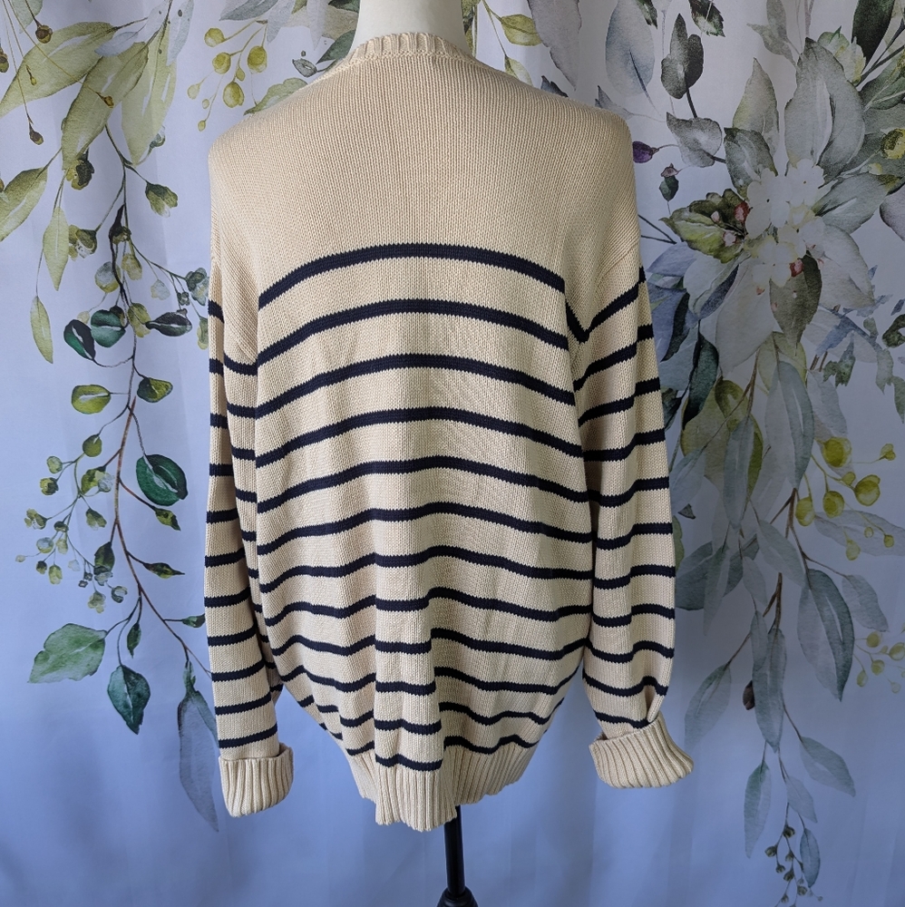 Brandy Melville Oversized Knit Crewneck Sweater - Picture 3 of 7